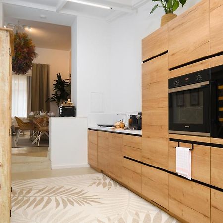 Park Avenue Apartments - Dom Mit Stil - Kueche - Parkplatz - Wlan - 65 Zoll Tv - Netflix Colonia Exterior foto